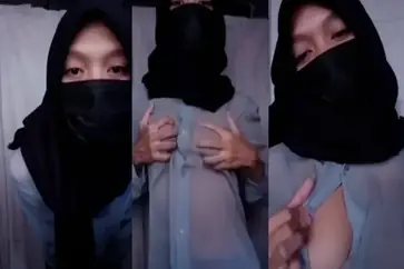 Bokep Jilbab Ukhti Nina Asanti Colmek Basah Seri 11 WOT poster