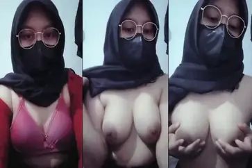 Hijab Cantik Suara Nyaring Ganas Genjot Terus WOT Lumer HD poster