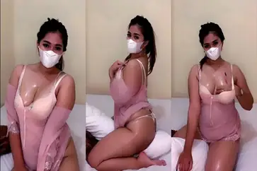 Miss Zara Semok Goyang Pantat Besar Hot Amatir poster