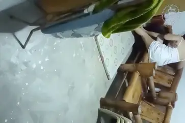 Ngentot Di Kursi Bambu Sangat Nikmat Kamar Kost poster