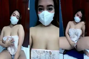 Unna Suzuka Indo Ngangkang Pamer Selangkangan poster